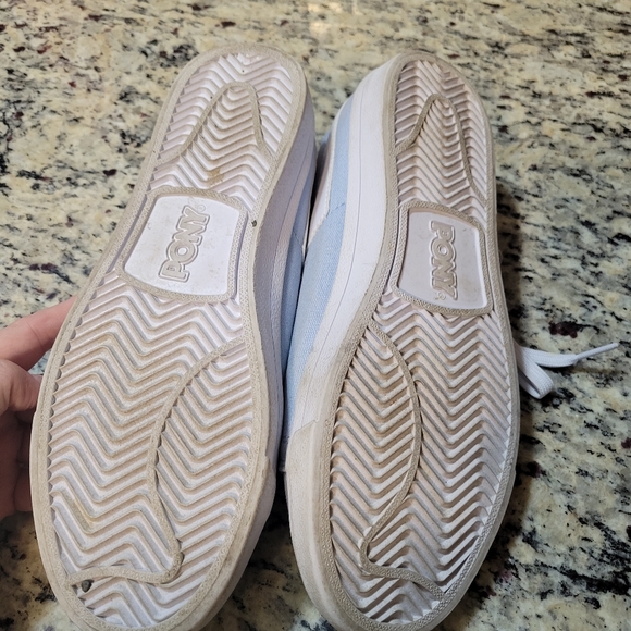 Womens Pony Sneakers - Picture 5 of 5